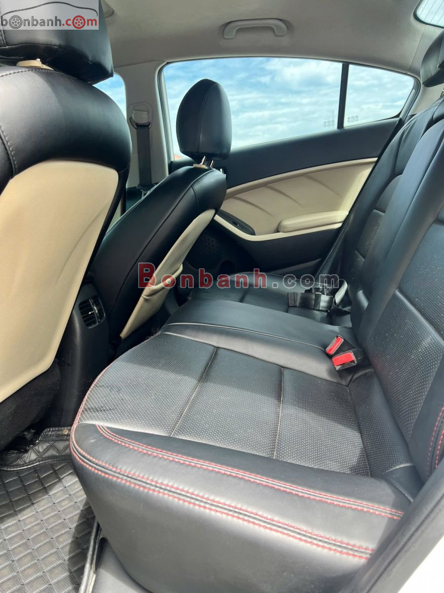 Kia Cerato 1.6 AT 2017 - 375 Triệu 9