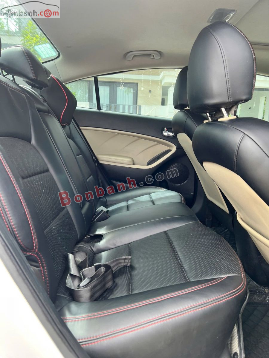Kia Cerato 1.6 AT 2017 - 375 Triệu 10