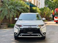 Bán xe Mitsubishi Outlander 2020 2.0 CVT Premium giá 595 Triệu - Vĩnh Phúc