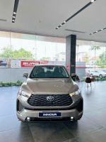 Bán xe Toyota Innova 2024 Cross 2.0 CVT giá 810 Triệu - Nam Định