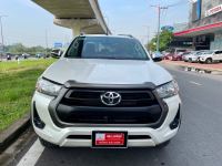 Bán xe Toyota Hilux 2.4L 4x2 AT 2021 giá 685 Triệu - TP HCM