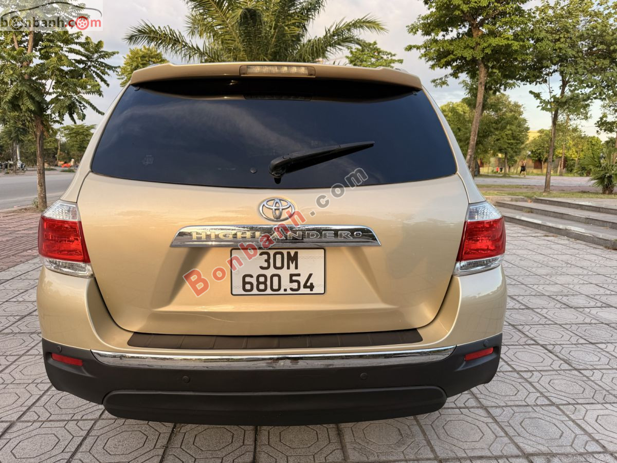 Toyota Highlander SE 2.7 2012 - 645 Triệu 5