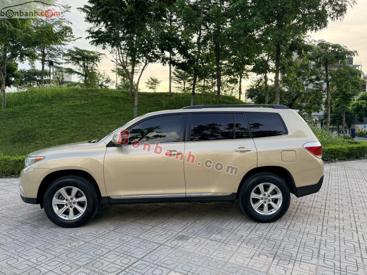 Toyota Highlander SE 2.7 2012 - 645 Triệu 3