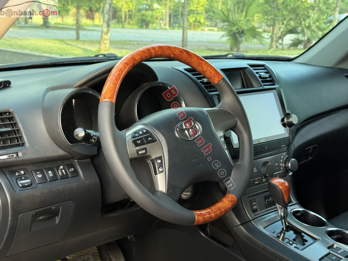 Toyota Highlander SE 2.7 2012 - 645 Triệu 9