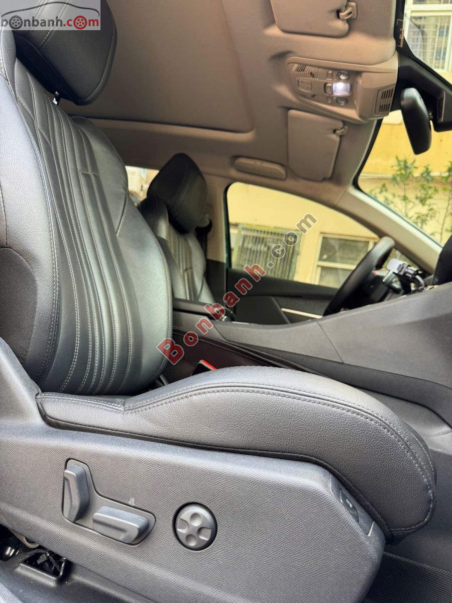 Peugeot 5008 Allure 1.6 AT 2020 - 590 Triệu 7