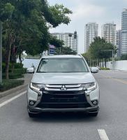 Bán xe Mitsubishi Outlander 2.0 CVT Premium 2018 giá 610 Triệu - Hà Nội