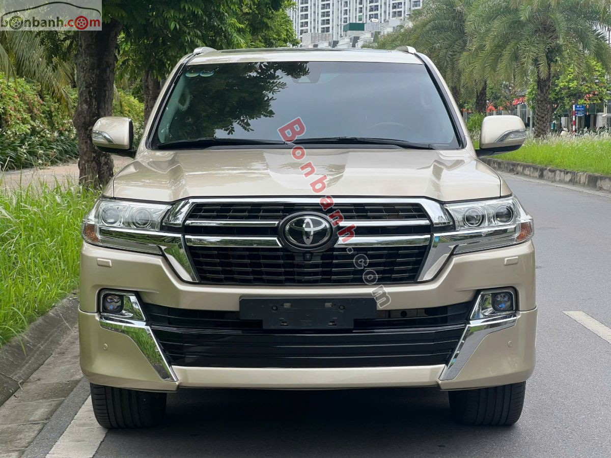 Toyota Land Cruiser VX.R 5.7 V8 2016 - 4 Tỷ 850 Triệu