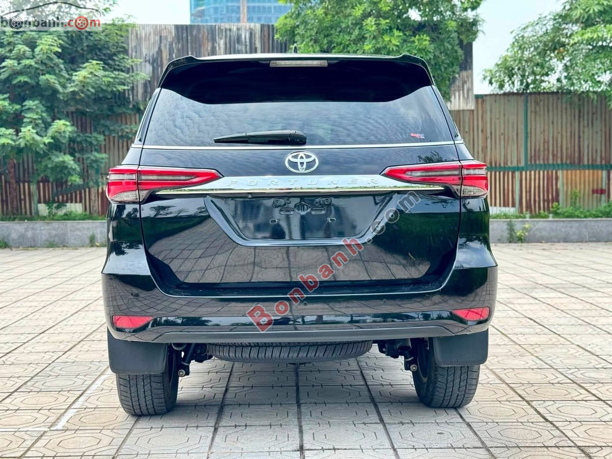 Toyota Fortuner 2.8L 4x4 AT 2022 - 985 Triệu 5