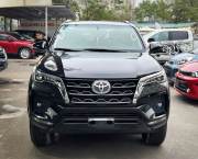 Bán xe Toyota Fortuner 2021 2.4G 4x2 AT giá 930 Triệu - Hà Nội