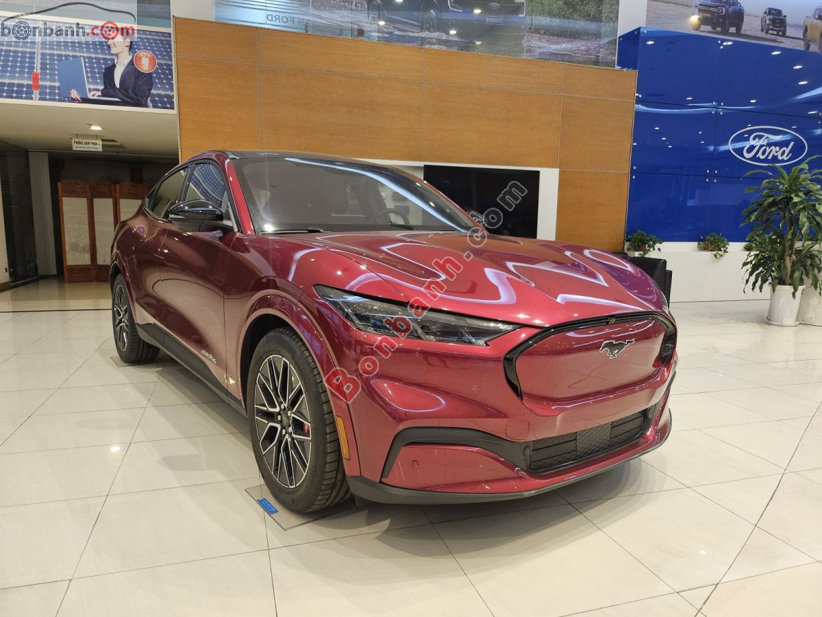 Ford Mustang Mach-E Premium AWD 2025 - 1 Tỷ 589 Triệu