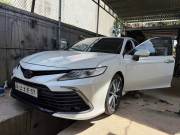 Bán xe Toyota Camry 2022 2.0Q giá 1 Tỷ 30 Triệu - Hà Nội