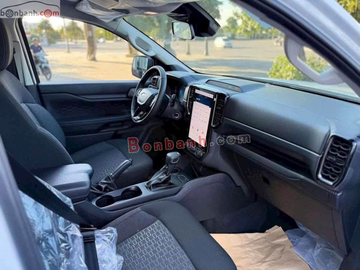 Ford Ranger XLS 2.0L 4x2 AT 2026 - 620 Triệu 4