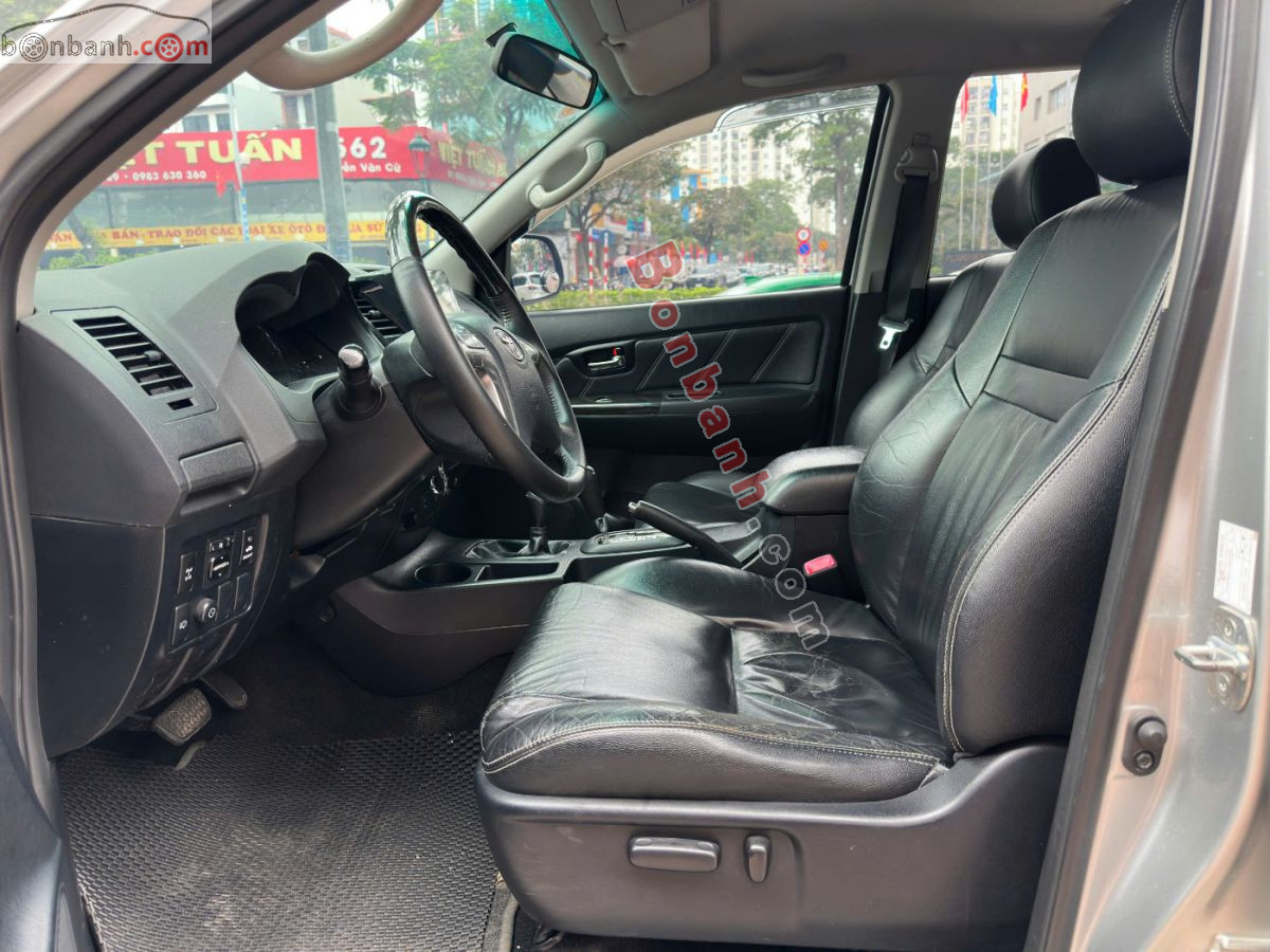 Toyota Fortuner 2.7V 4x4 AT 2014 - 415 Triệu 7