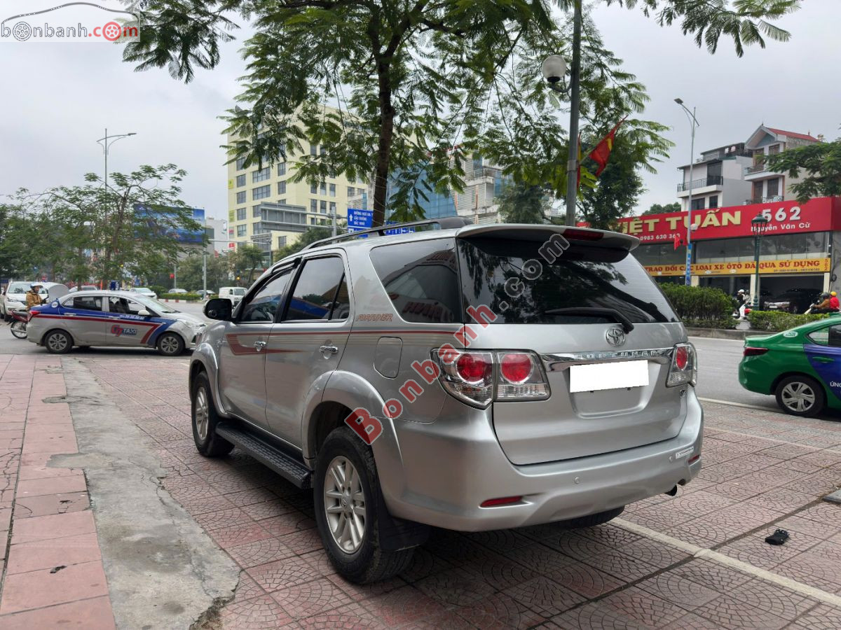 Toyota Fortuner 2.7V 4x4 AT 2014 - 415 Triệu 5