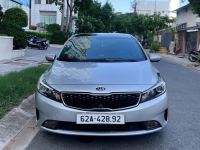 Bán xe Kia Cerato 1.6 MT 2017 giá 275 Triệu - TP HCM