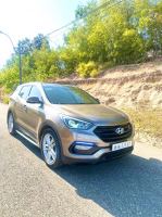 Bán xe Hyundai SantaFe 2016 2.2L 4WD giá 635 Triệu - Kon Tum