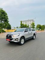 Bán xe Toyota Hilux 2020 2.4E 4x2 AT giá 575 Triệu - Kon Tum