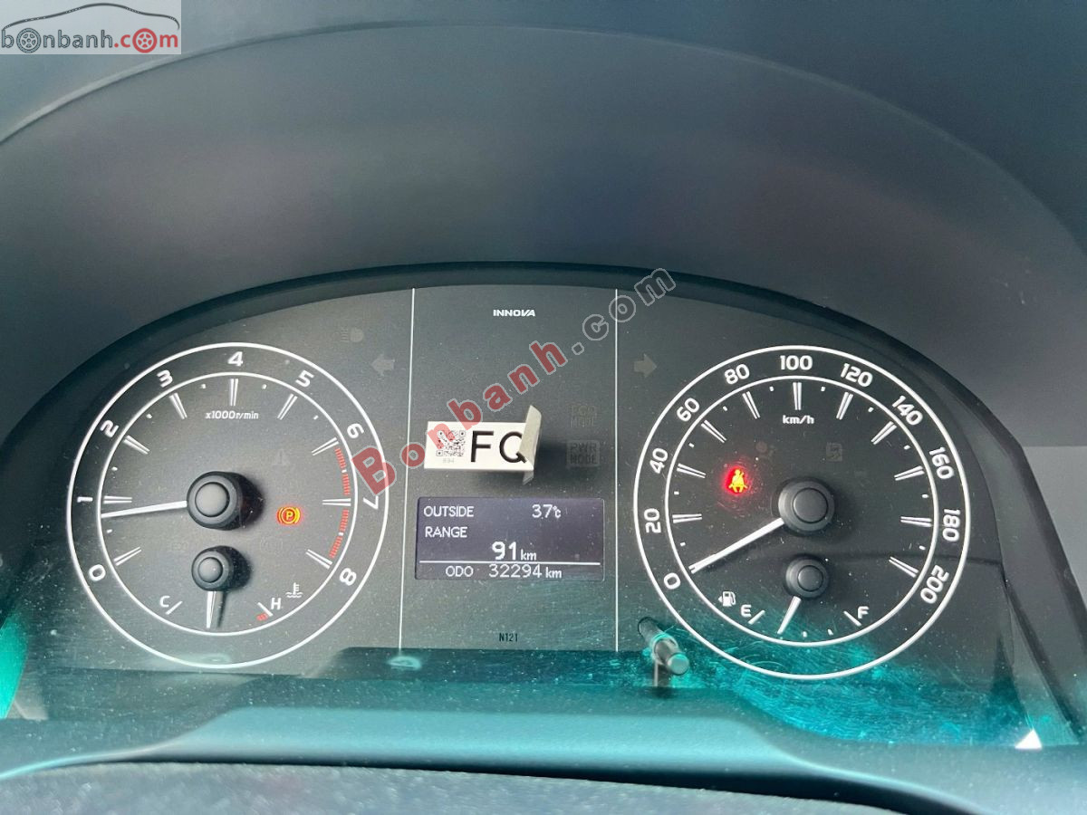 Toyota Innova E 2.0 MT 2022 - 599 Triệu 7