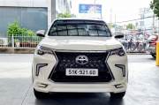 Bán xe Toyota Fortuner 2018 2.8V 4x4 AT giá 910 Triệu - TP HCM