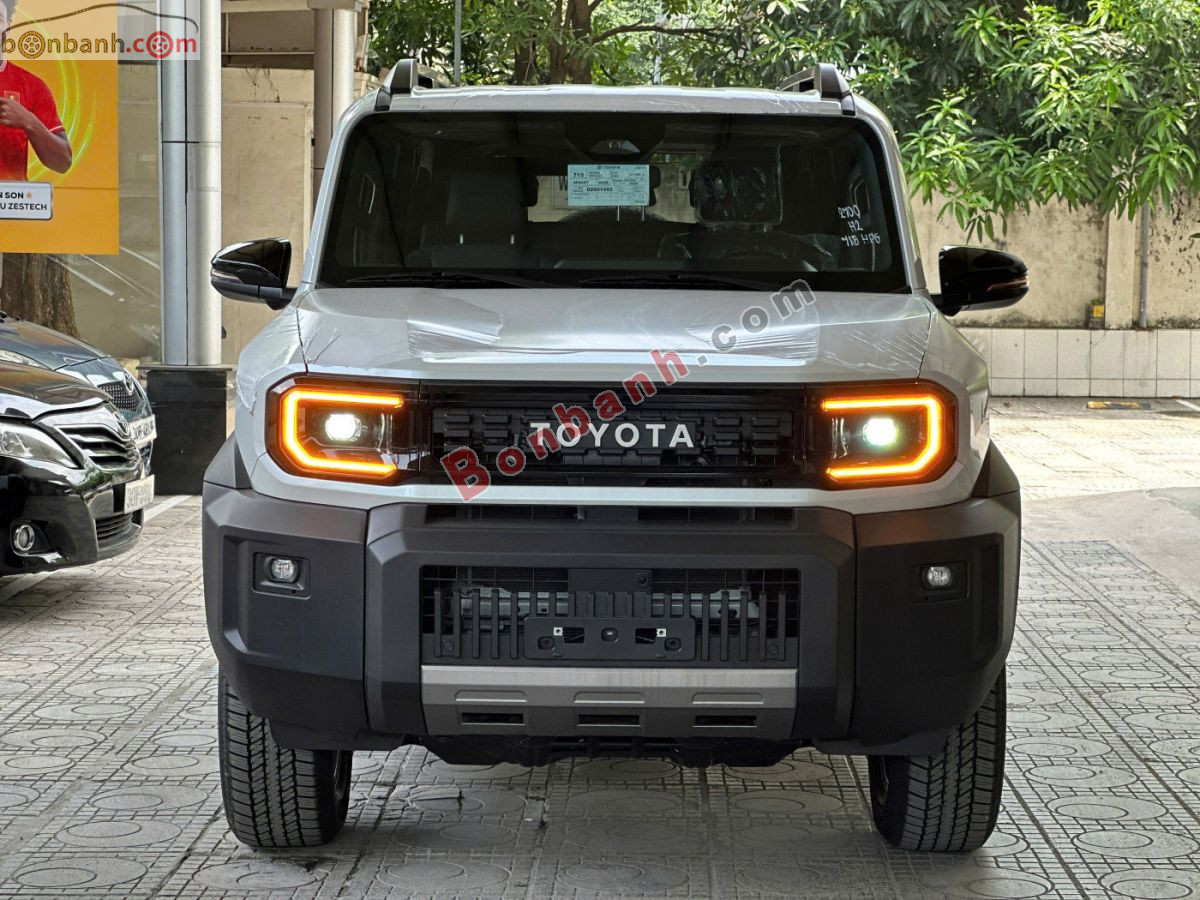 Toyota Land Cruiser FJ 2.7L AT 4WD 2026 - 1 Tỷ 198 Triệu