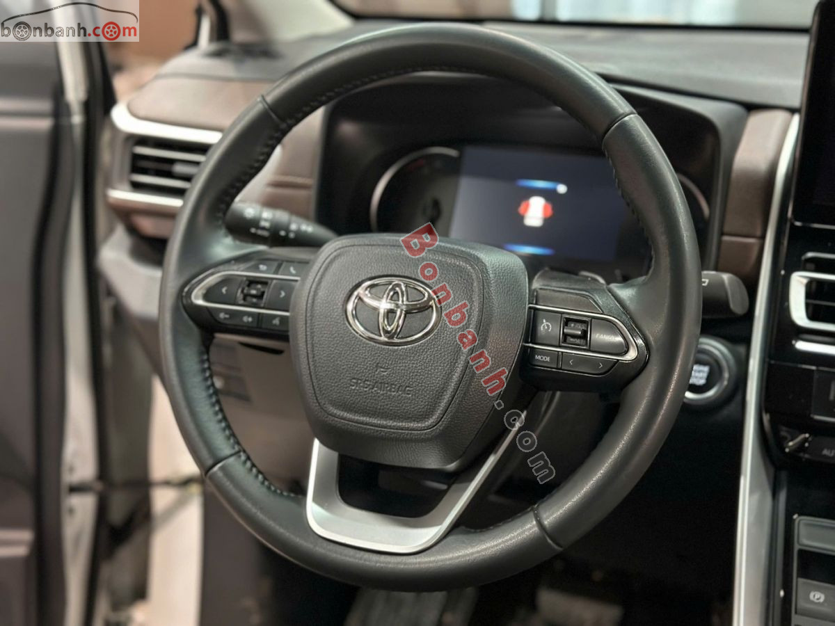 Toyota Innova Cross 2.0 CVT 2024 - 830 Triệu 7