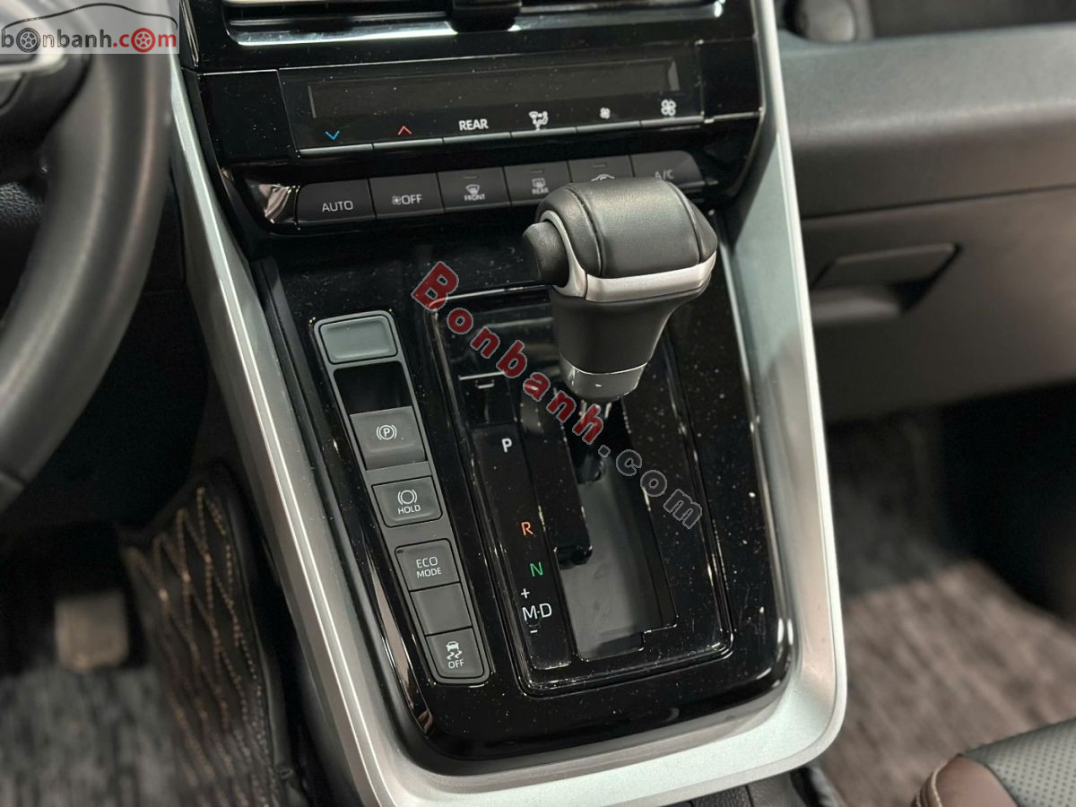 Toyota Innova Cross 2.0 CVT 2024 - 830 Triệu 8