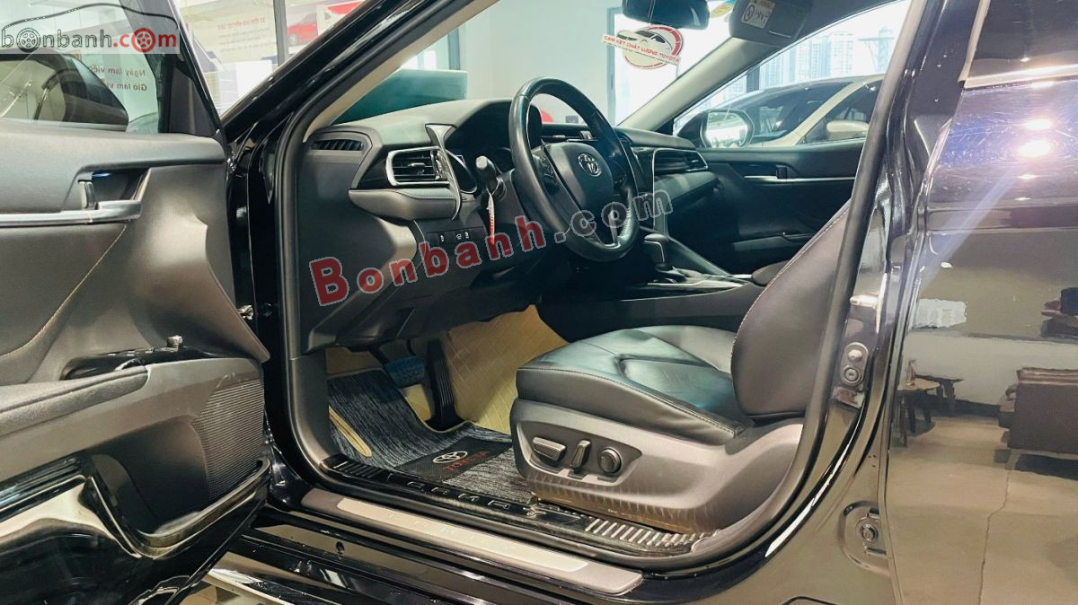 Toyota Camry 2.0G 2019 - 710 Triệu 4