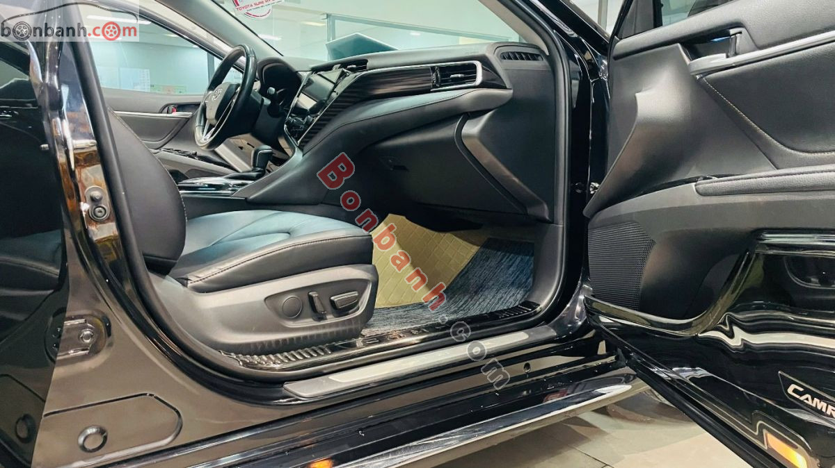 Toyota Camry 2.0G 2019 - 710 Triệu 6