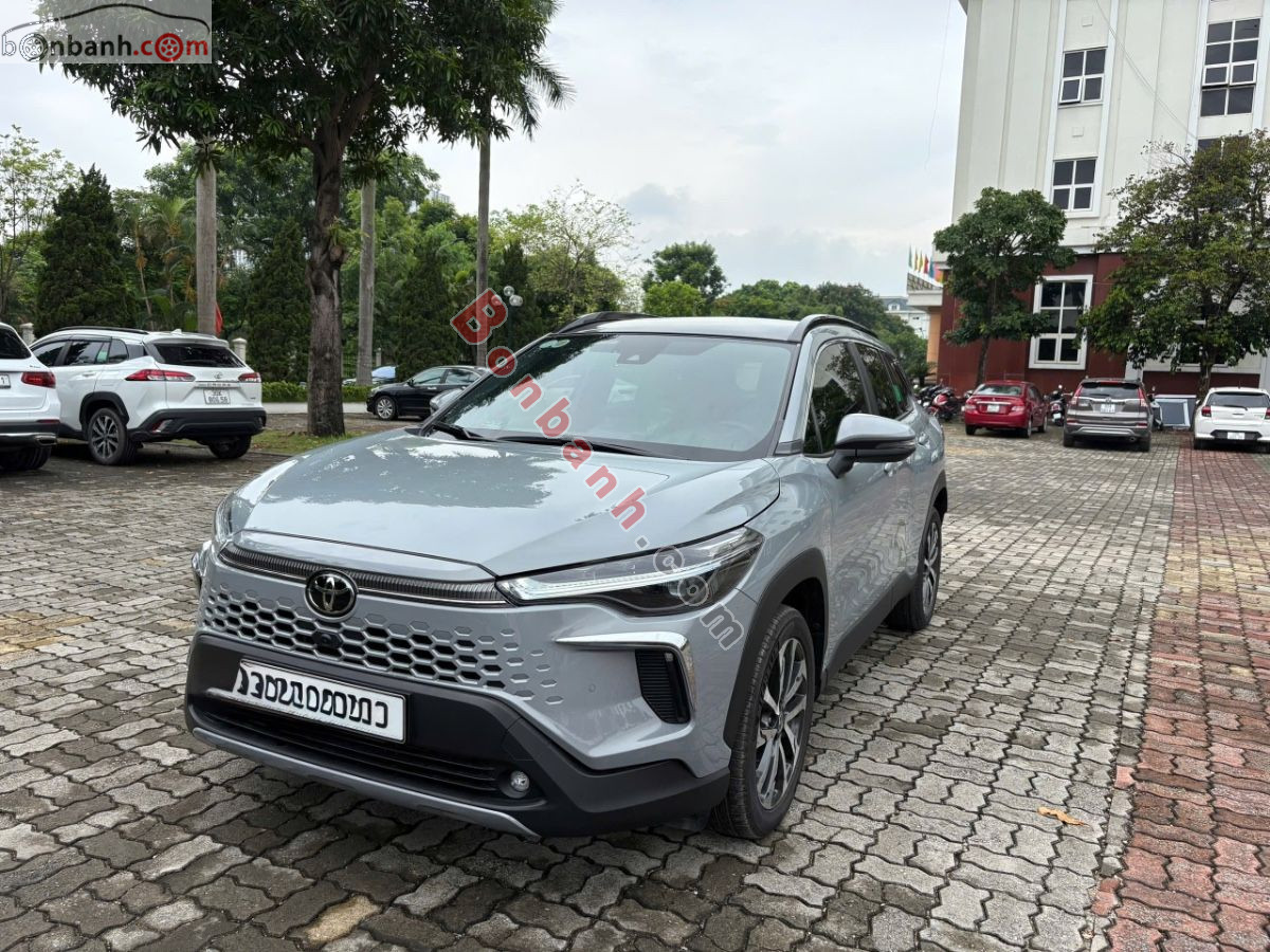 Toyota Corolla Cross 1.8V 2025 - 799 Triệu 2