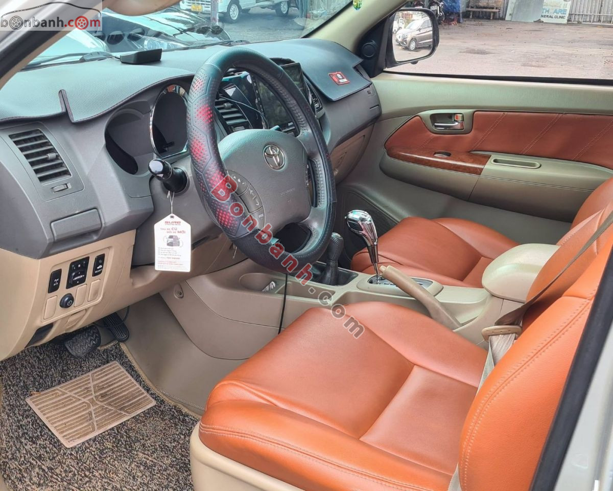 Toyota Fortuner 2.7V 4x4 AT 2009 - 275 Triệu 7