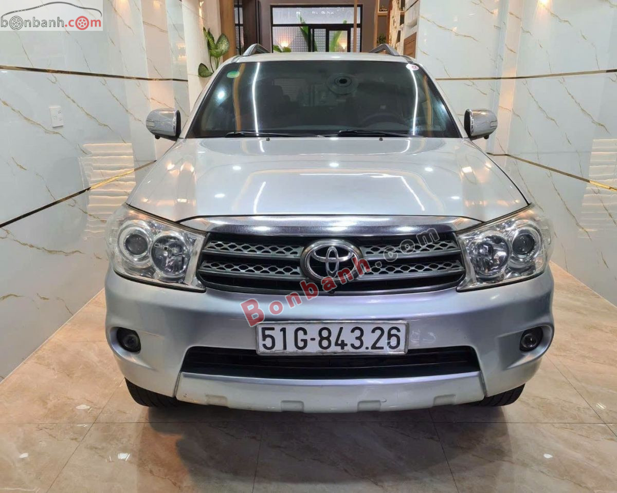 Toyota Fortuner 2.7V 4x4 AT 2009 - 275 Triệu 2
