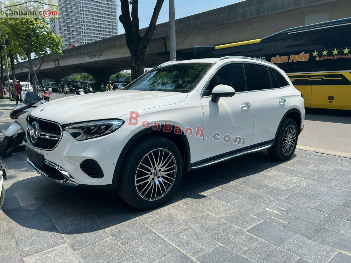 Mercedes Benz GLC 200 4Matic 2025 - 2 Tỷ 200 Triệu