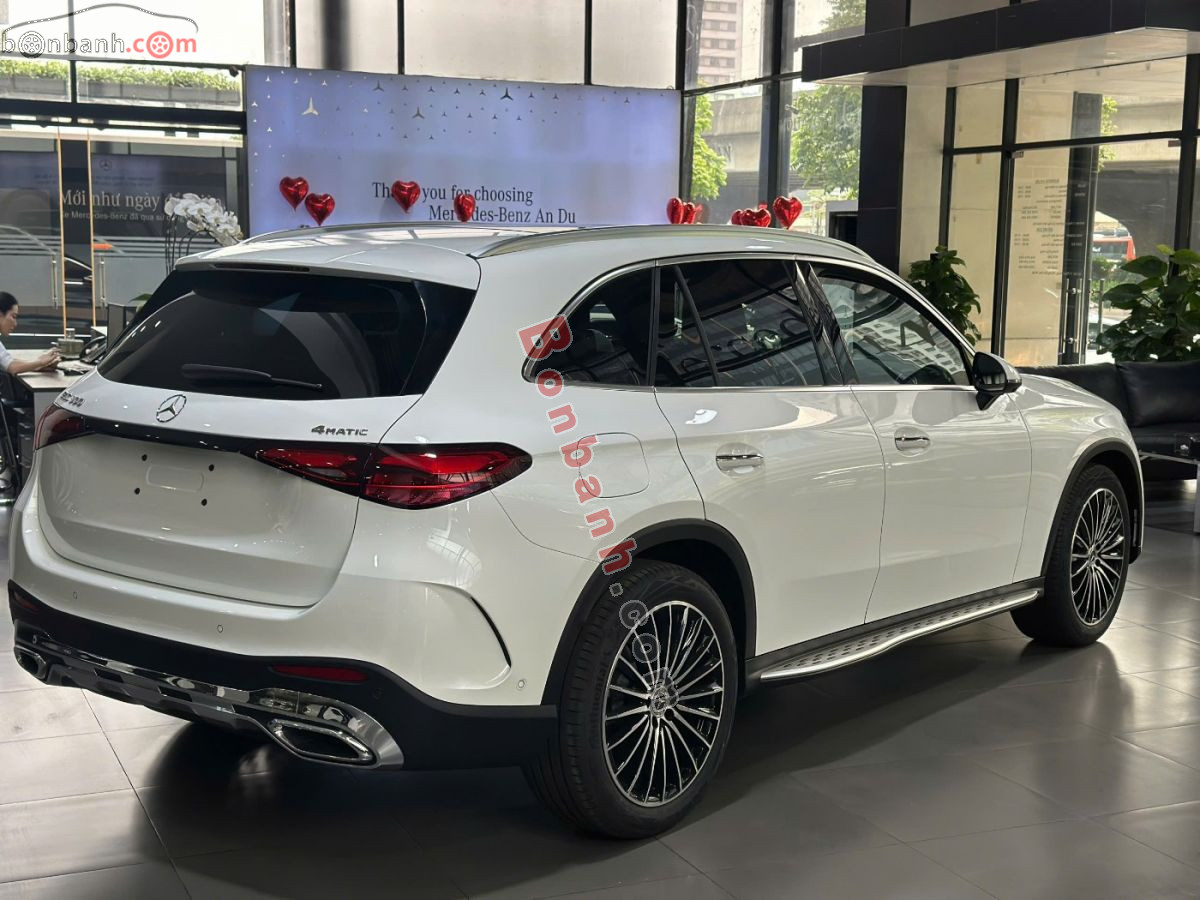 Mercedes Benz GLC 300 4Matic 2025 - 2 Tỷ 899 Triệu 4