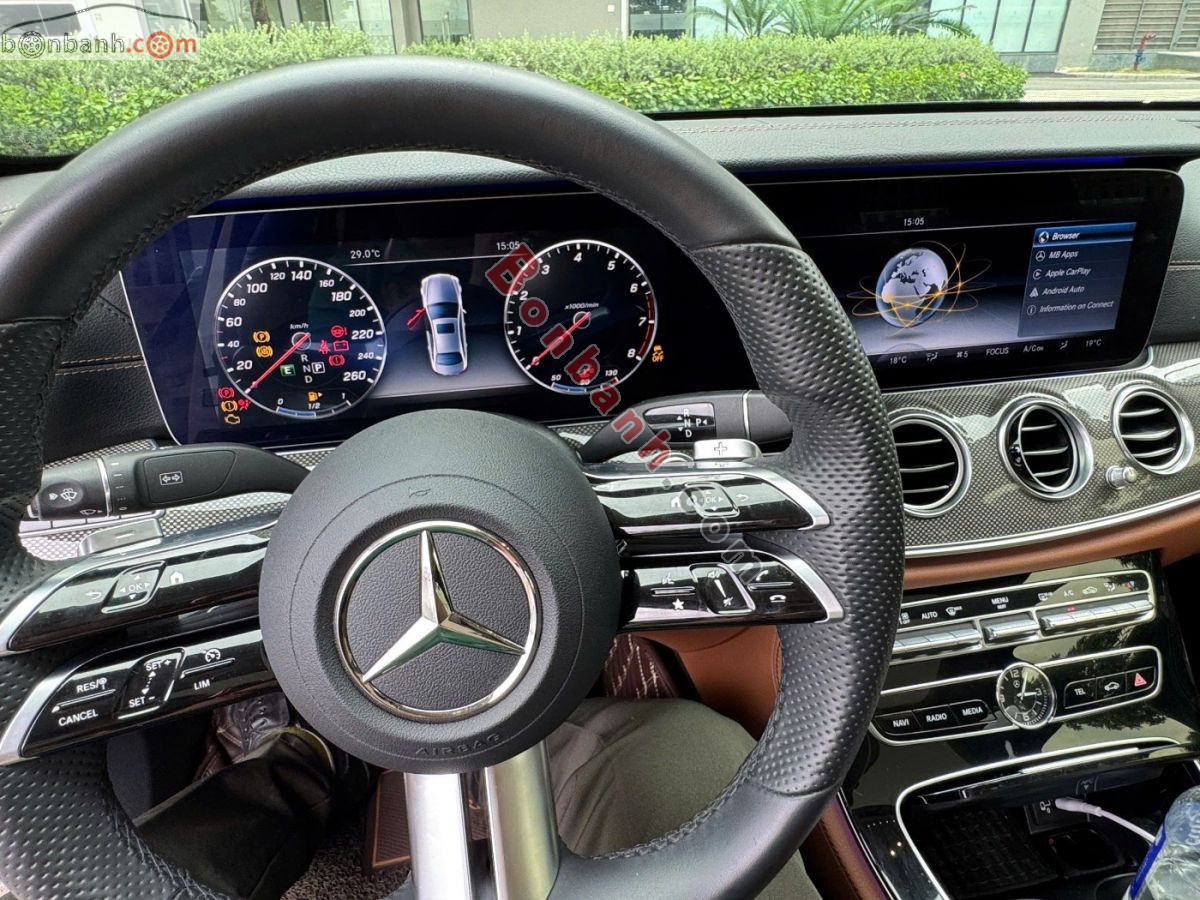 Mercedes Benz E class E300 AMG 2018 - 998 Triệu 9