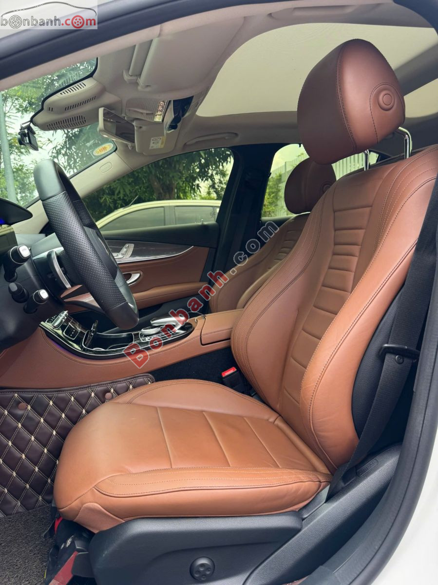 Mercedes Benz E class E300 AMG 2018 - 998 Triệu 7