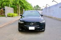 Bán xe Volvo XC60 2022 R-Design B6 AWD giá 1 Tỷ 869 Triệu - TP HCM