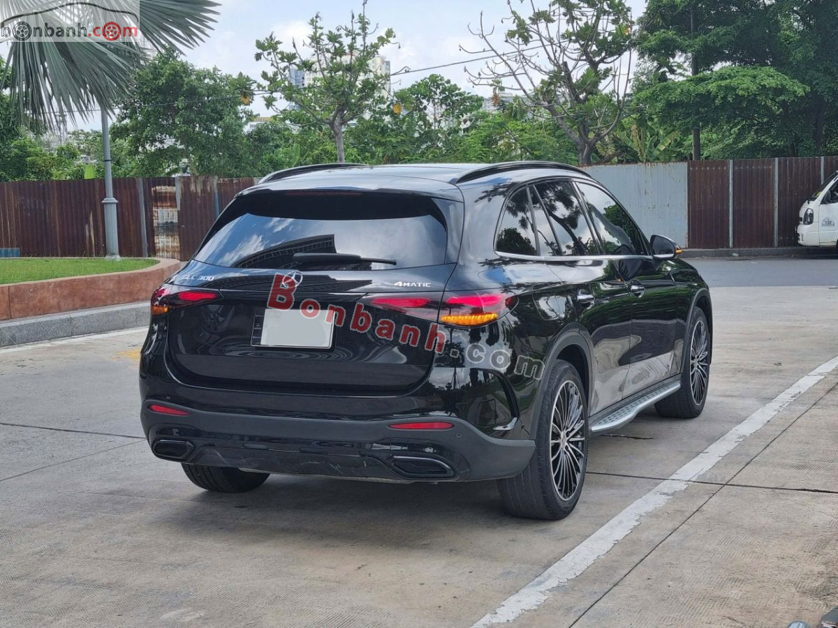 Mercedes Benz GLC 300 4Matic 2023 - 2 Tỷ 99 Triệu 3