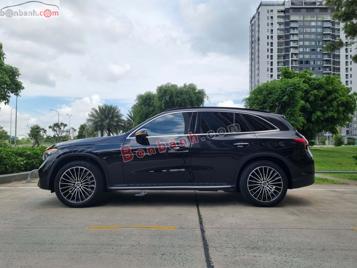 Mercedes Benz GLC 300 4Matic 2023 - 2 Tỷ 99 Triệu 2