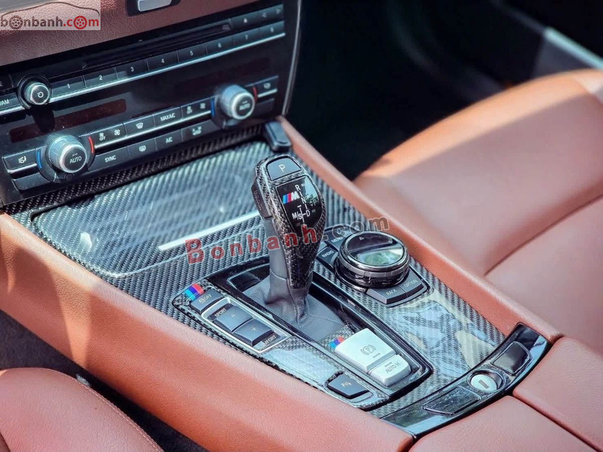 BMW 5 Series 528i GT 2017 - 739 Triệu 8