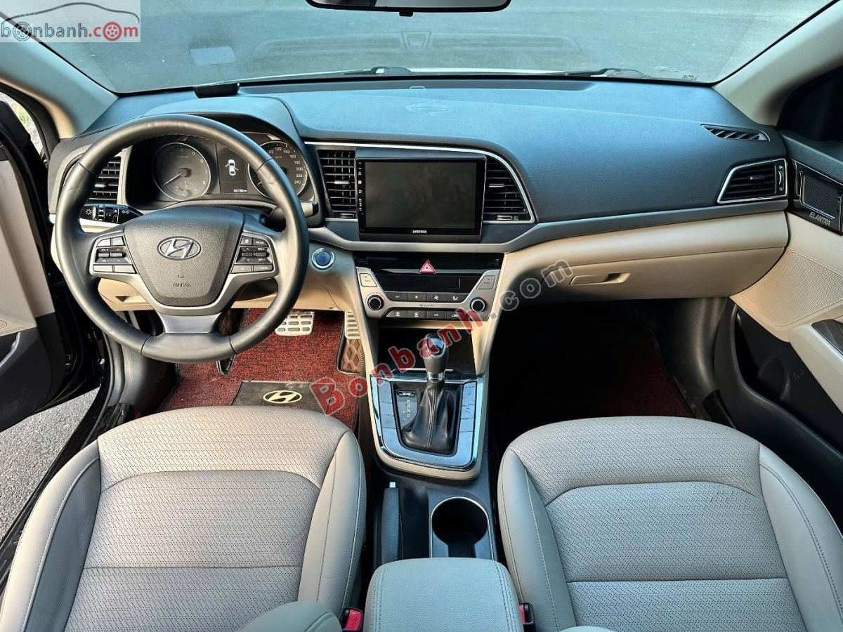 Hyundai Elantra 2.0 AT 2019 - 410 Triệu 4