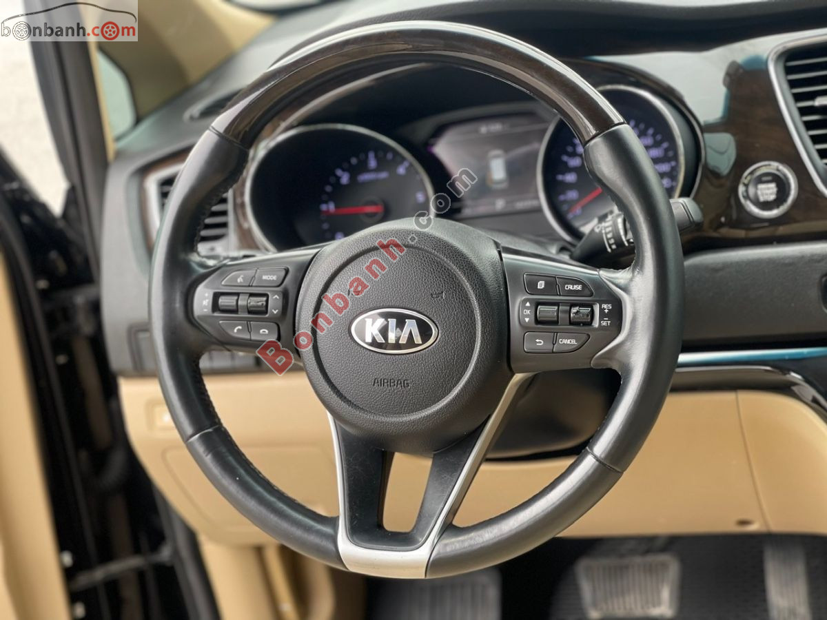 Kia Sedona 2.2 DAT Luxury 2019 - 640 Triệu 8