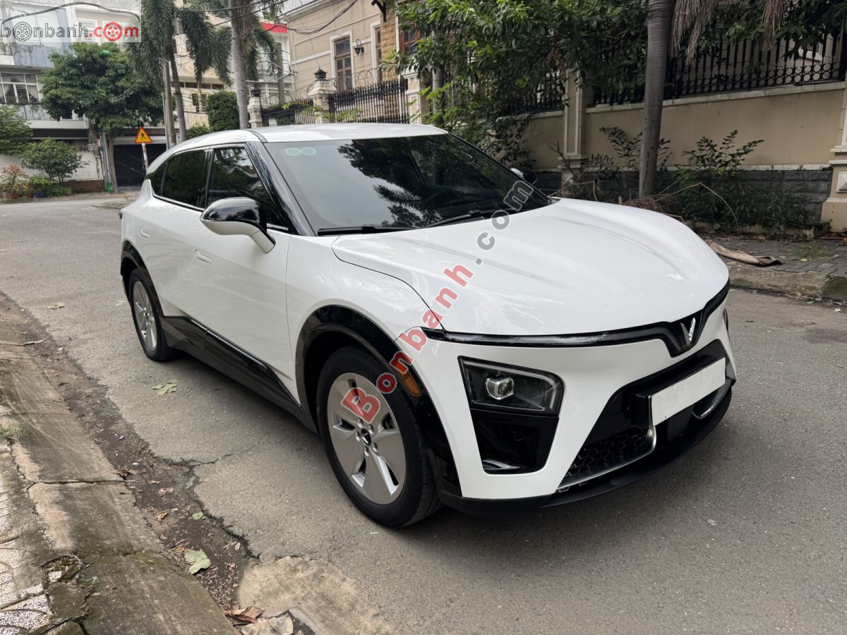 VinFast VF7 Eco 2025 - 567 Triệu