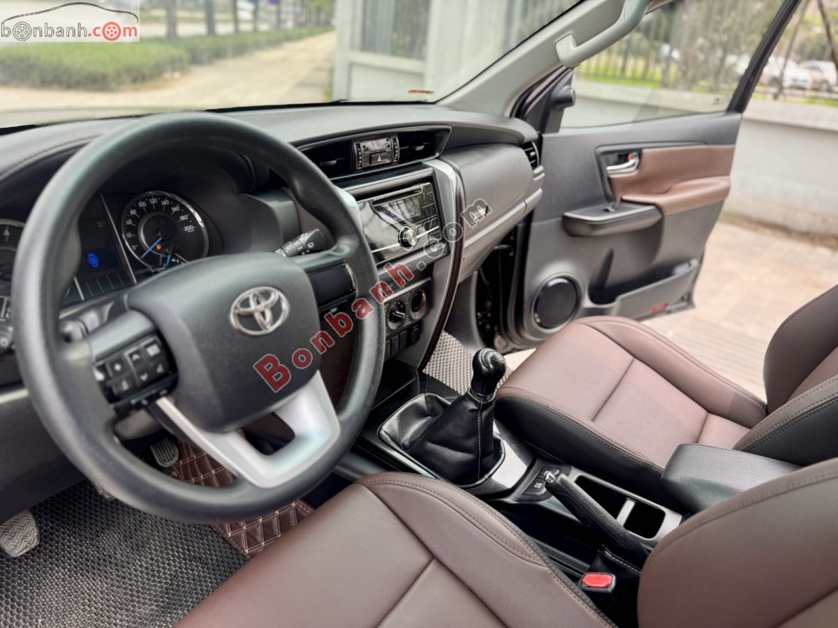 Toyota Fortuner 2.4G 4x2 MT 2017 - 575 Triệu 8