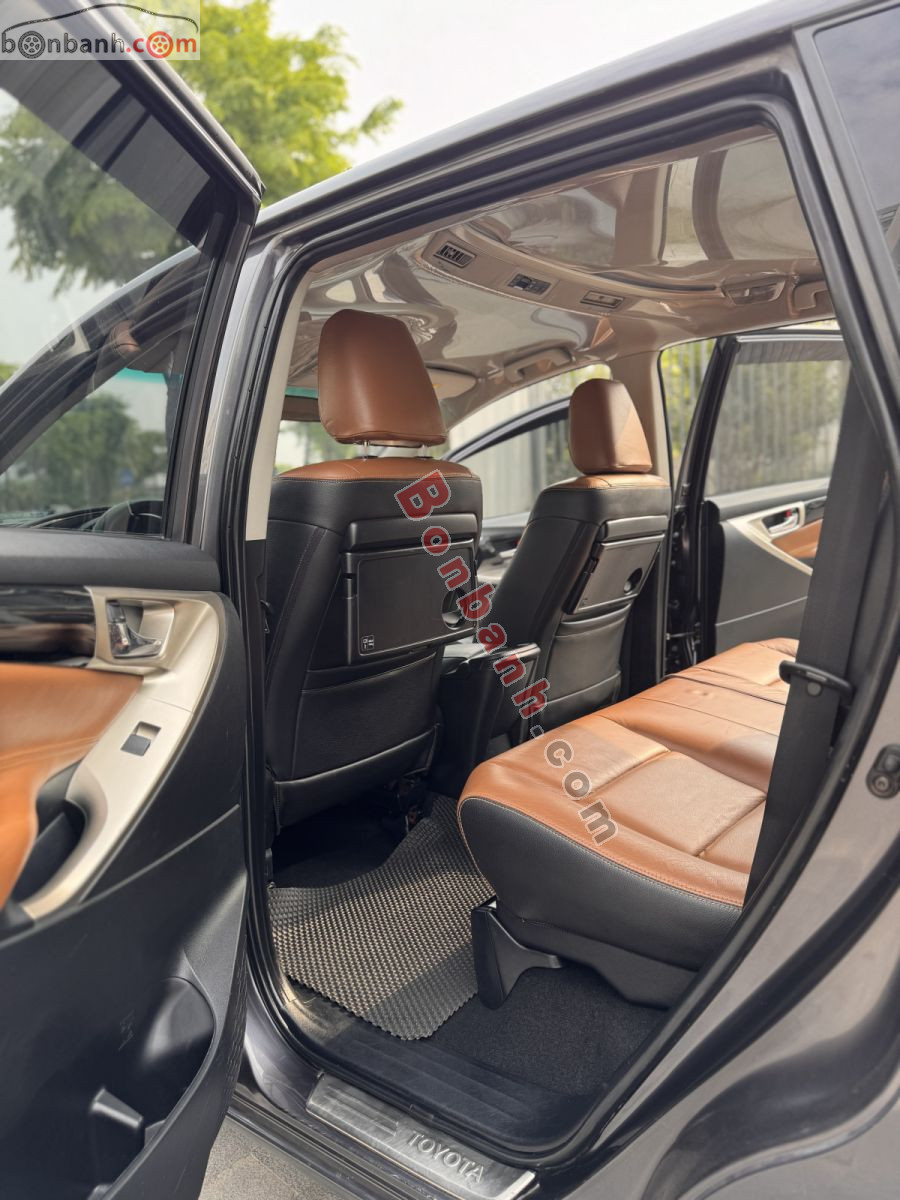 Toyota Innova 2.0G 2018 - 450 Triệu 9