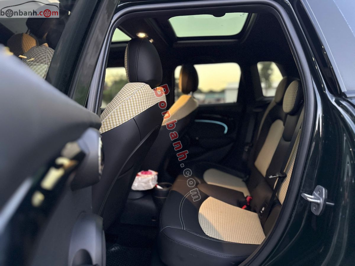 Mini Cooper S 5 Door 2023 - 1 Tỷ 379 Triệu 8