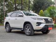 Bán xe Toyota Fortuner 2020 2.4G 4x2 AT giá 919 Triệu - TP HCM