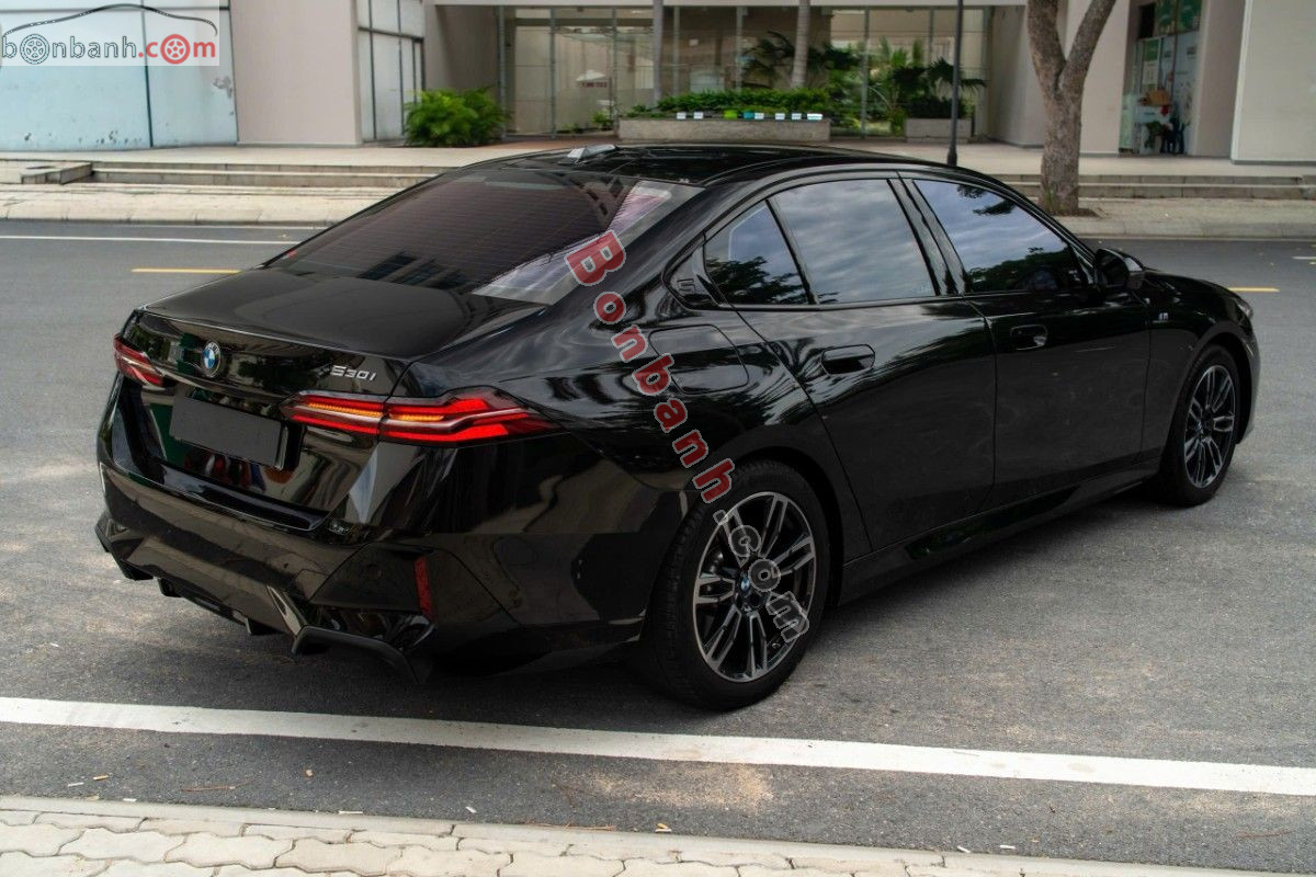 BMW 5 Series 530i M Sport 2025 - 2 Tỷ 789 Triệu 3