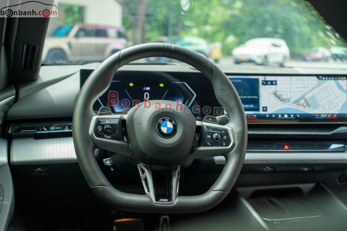 BMW 5 Series 530i M Sport 2025 - 2 Tỷ 789 Triệu 8