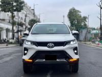 Bán xe Toyota Fortuner 2020 2.4G 4x2 AT Legender giá 995 Triệu - Hà Nội