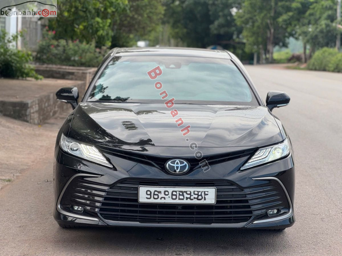 Toyota Camry 2.0Q 2023 - 995 Triệu
